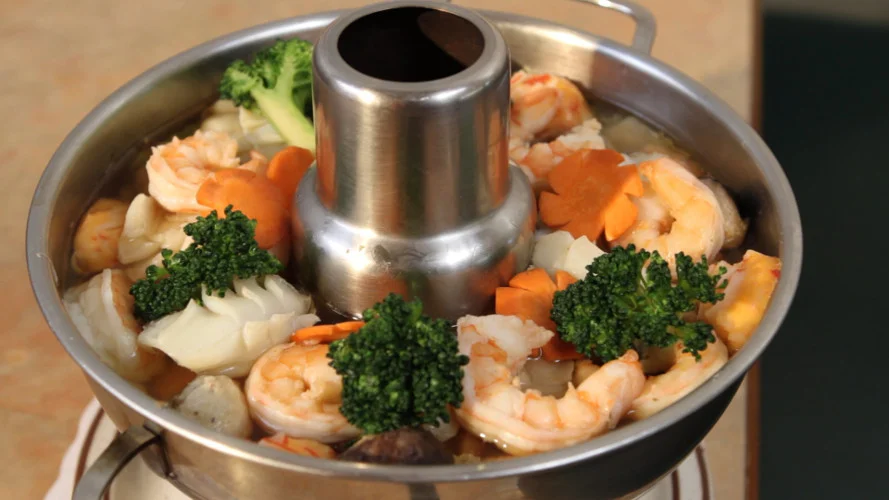 Khanh’s seafood fire pot with shrimp and vegetables